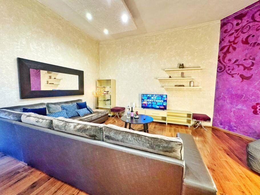 Ultra Central Apartment / 10 Ppl بودابست المظهر الخارجي الصورة