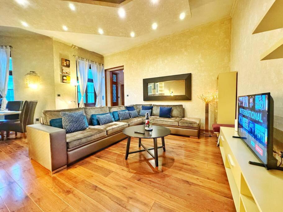 Ultra Central Apartment / 10 Ppl بودابست المظهر الخارجي الصورة